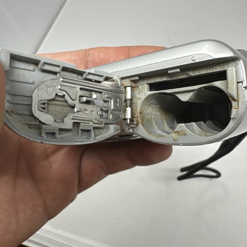 kodak easyshare c195 lens obstructed - Picture 6 of 6