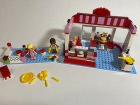 LEGO Friends Downtown Bakery 41006, City Park Cafe 3061, Mia's Roadster 41091