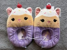 Squishmallows Plush Girls Kids Slippers Purple Cat Size Large 2-3