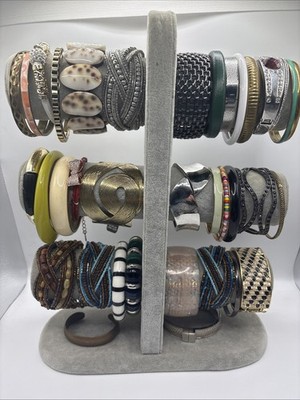 JOB LOT VINTAGE AND MODERN  COSTUME JEWELLERY BRACELETS AND BANGLES