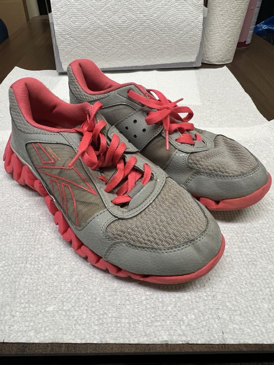 Womens sz US REEBOK Zigtech Shark 3D Fuse Frame Running Shoes