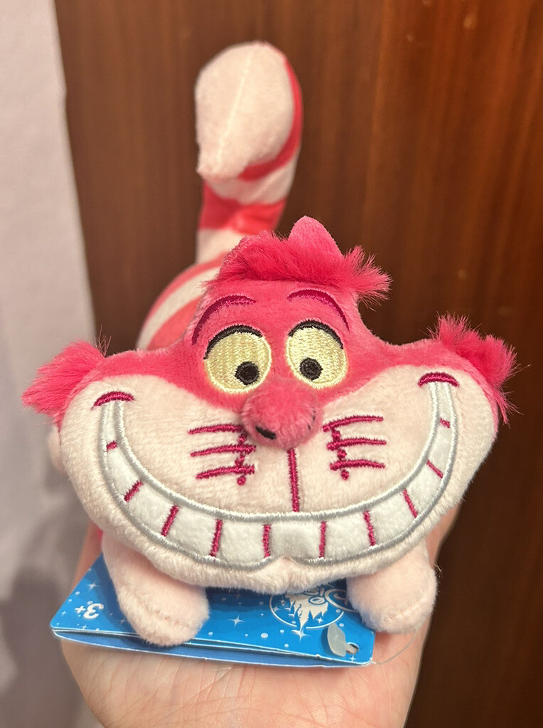 Authentic Disney Cheshire cat Shoulder Plush Magnetic Pal Alice in