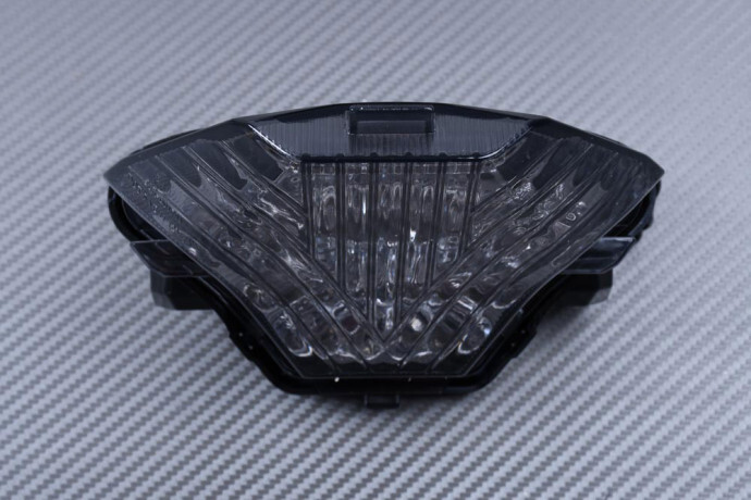 Feu stop LED avec clignotants pour customiser le passage de roue Yamaha MT-07
