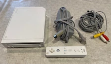 Nintendo Wii White Console RVL-001 Bundle  Complete With 1 Controller