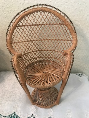 mini wicker chair