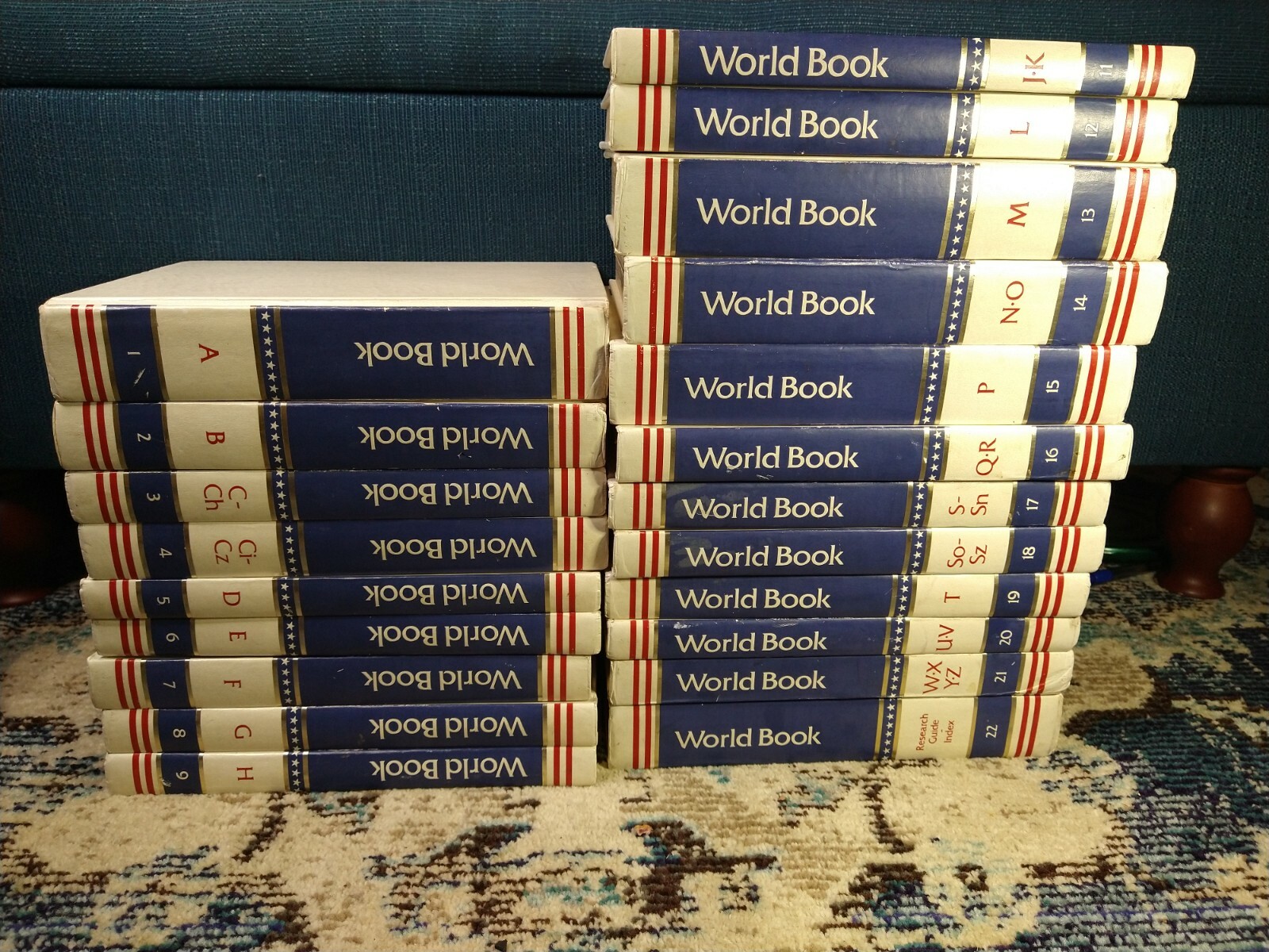 World Book Encyclopedia 1976 Set Bicentennial (missing vol 10 letter I