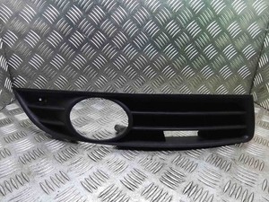 VW PASSAT Variant B6 3C5 Nebelscheinwerferverkleidung 3c0853666a 1.90 27156430