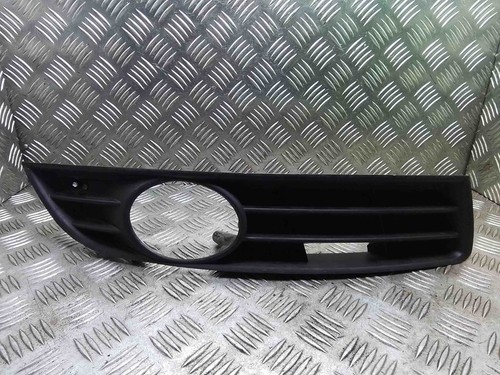 VW PASSAT Variant B6 3C5 Nebelscheinwerferverkleidung 3c0853666a 1.90 27156430