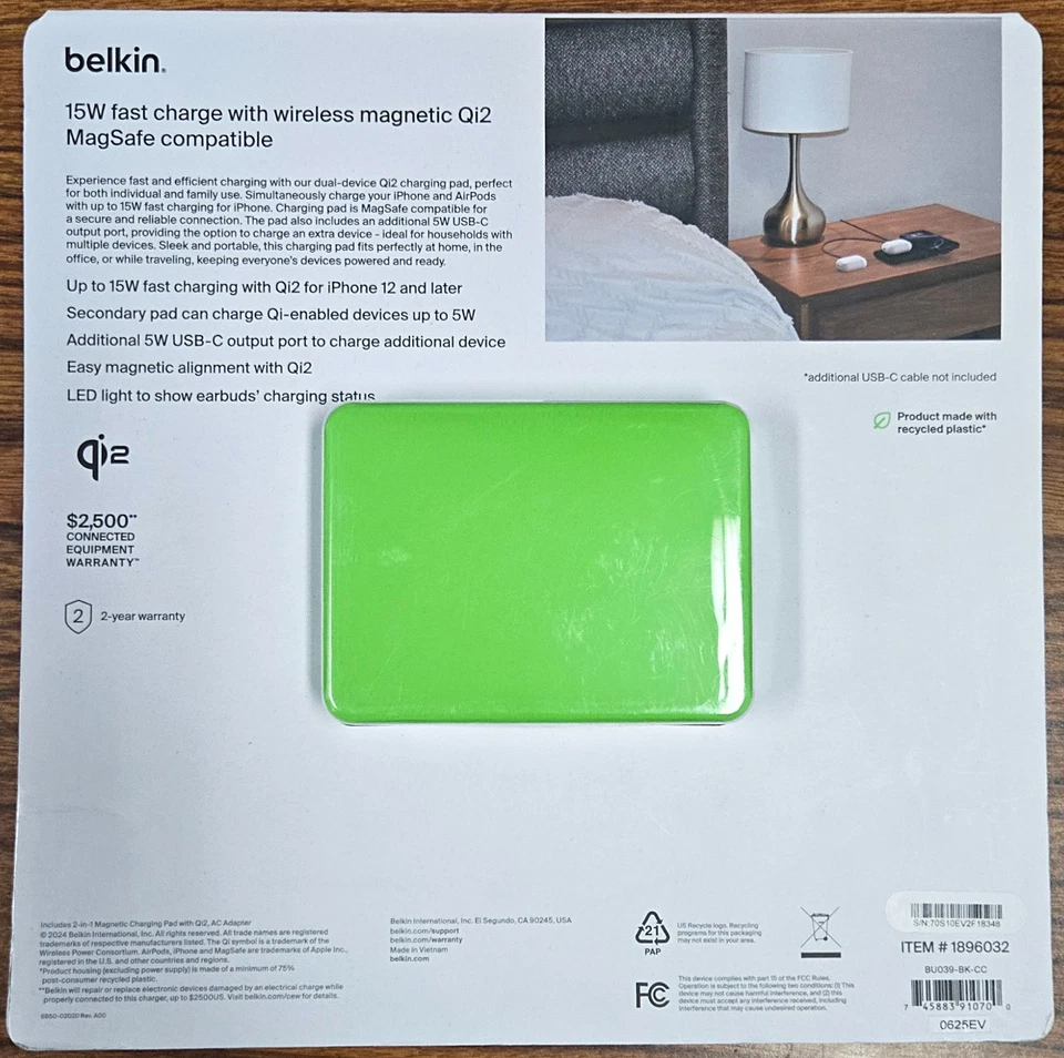 Belkin BoostCharge Pro 2in1 Magnetic Charging Travel Pad with Qi2 15W BU039 - Image 2 of 3