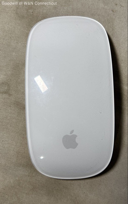 Apple Magic Mouse 2 Model A1657 Wireless Bluetooth Rechargeable Silver White