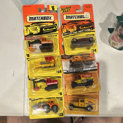 Matchbox Superfast 1:64 Diecast Vehicle Lot Unopened Excavator Model T