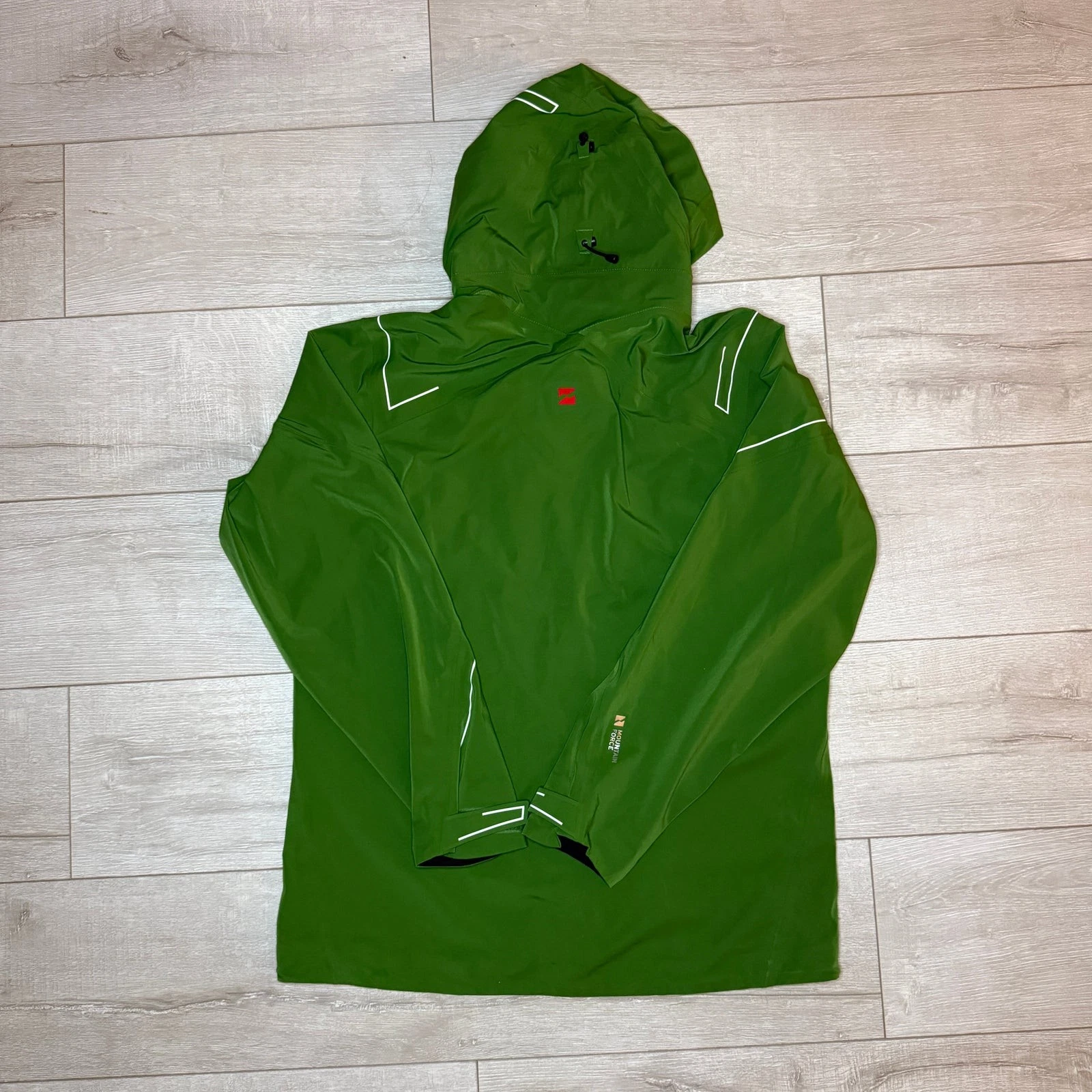 NWOT Mountain Force Mens Ski Shell Jacket Green Waterproof Hooded EU50 US Medium - product detail image 2