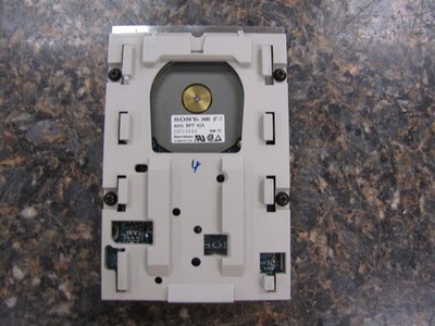 Sony MPF42A 2MB 3.5'' Internal Floppy Drive -Tested & Working w/ Bracket - HB1