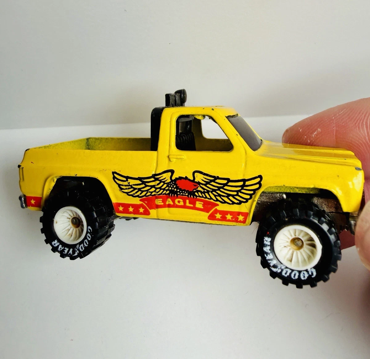 Preços baixos em Veículo Amarelo 1983 Hot Wheels Ano de Fabricação