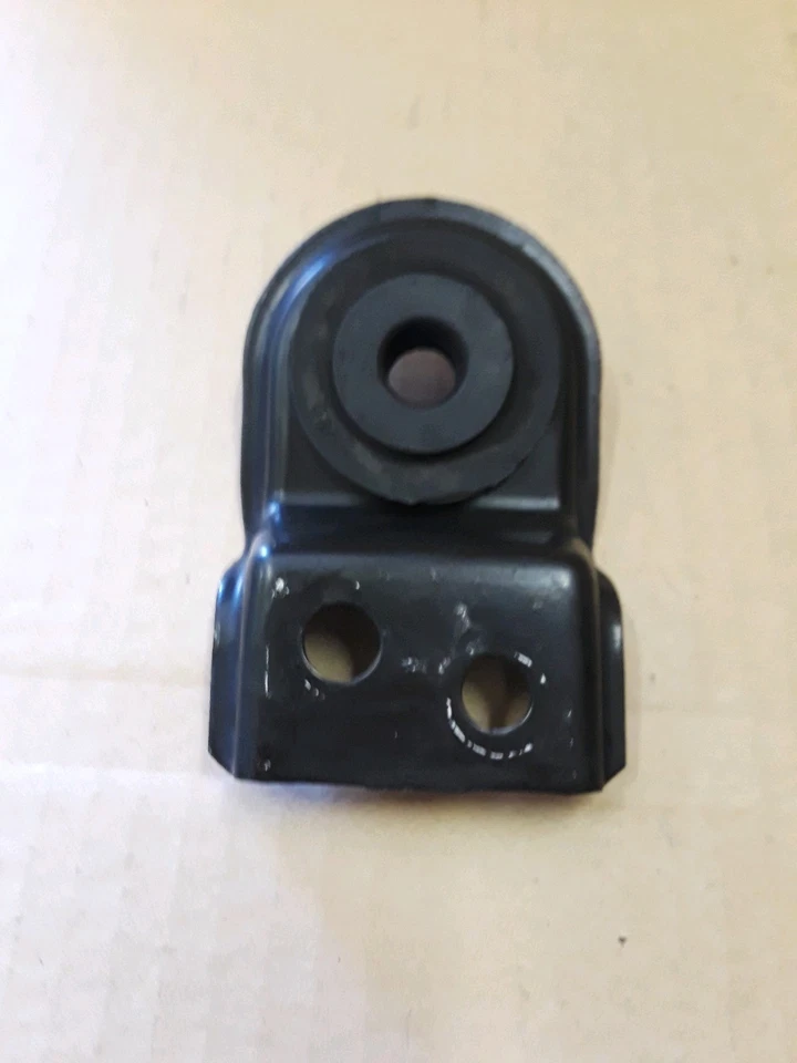 00-04 2002 VOLVO S40 SOPORTE MONTAJE RADIADOR SUPERIOR SOPORTES ORIGINALES G127 Foto 3 de 4