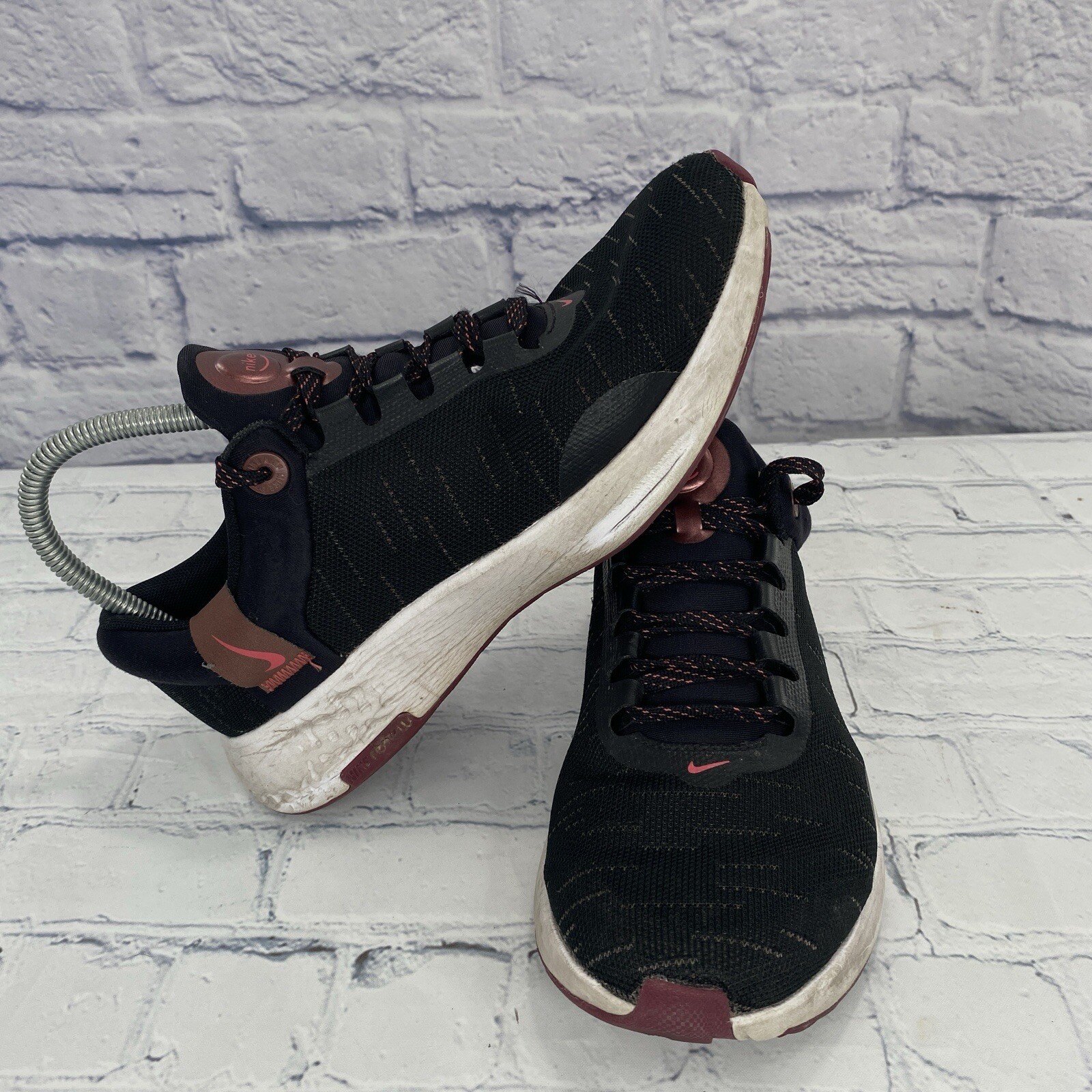 PONY Scarpe da corsa Nike donna Renew Serenity Run DB0522 003 nere sneakers taglia 8 5