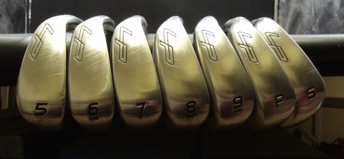 Set of 7 x Left-Handed Wilson Staff Launch Pad 2 Irons 5-SW Regular Graphite* - Picture 4 of 7