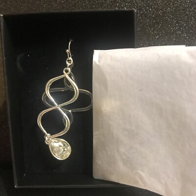 Vintage AVON Silvertone Open Loop Teardrop Dangle Earrings, NEW in Box