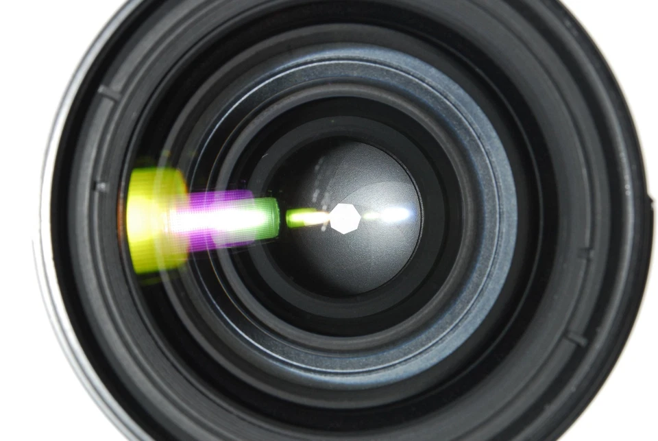 Nikon AF Zoom Nikkor 35-70mm f2.8 D Wide Angle Zoom Lens 【Near MINT】 From Japan - Image 3 of 4