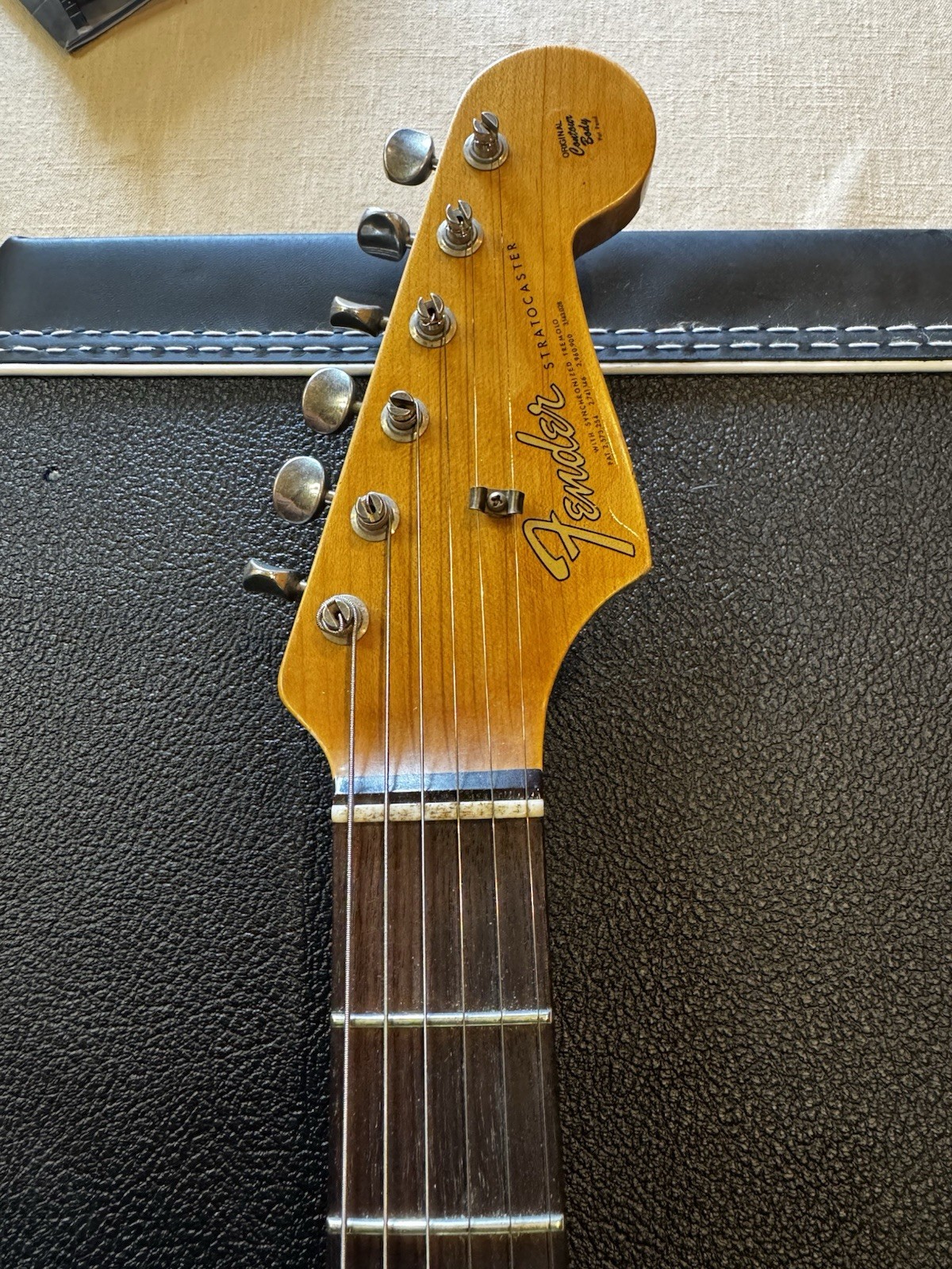 Fender Custom Shop '64 Stratocaster Journeyman Relic - Faded Aged Fiesta Red