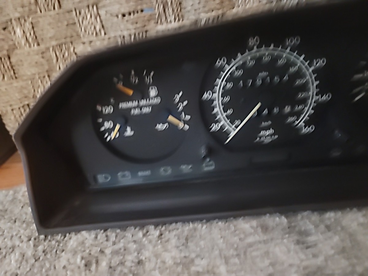 ✨️1992 Mercedes W124 E400 400E Instrument Cluster