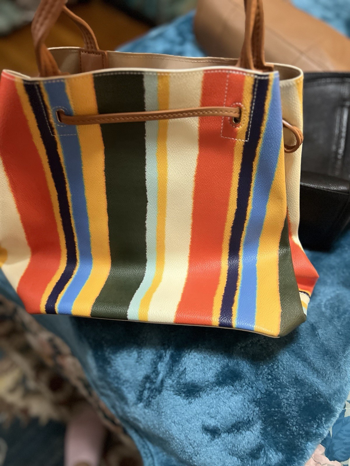 Tory Burch Striped Multicolor Drawstring Shoulder… - image 4
