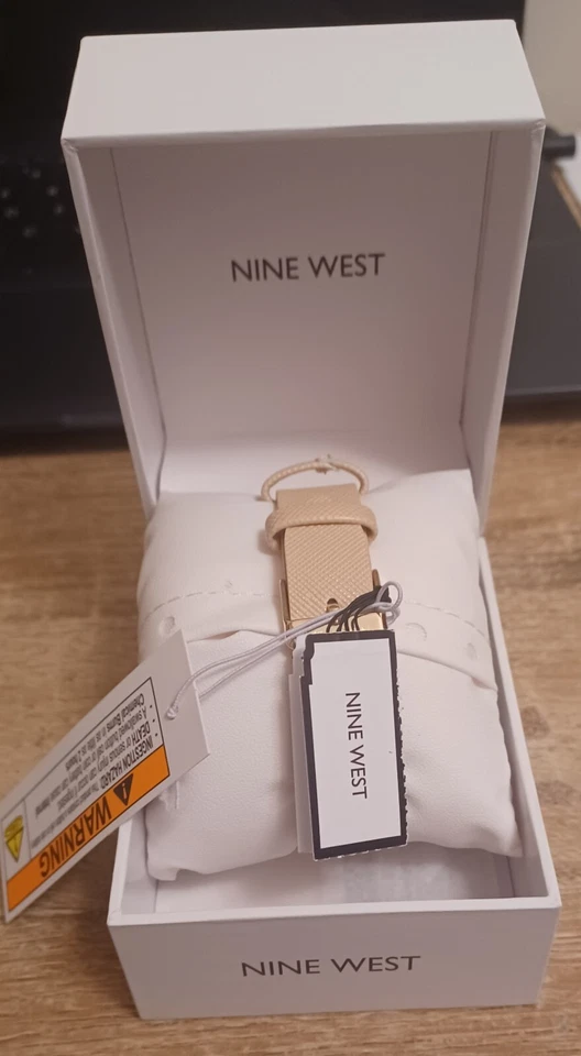 Reloj Nine West Mujer Correa Beige Dorado, Nuevo con etiquetas y caja original Foto 2 de 2