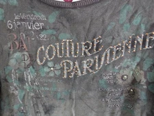 Gitano Sz M Pullover shirt LS Couture Paryienne in Glitter on front 100% Cotton 