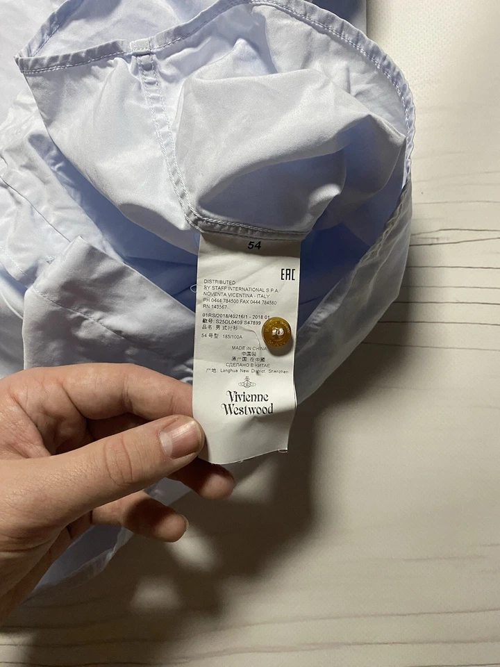 Camisa De Colección Vivienne Westwood Hombre Logo Grande Abotonada Color Azul Rara Talla XL Foto 4 de 4