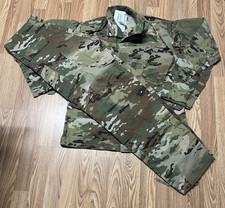 FLAME RESISTANT Army Combat Uniform FRACU Set OCP Size Medium Regular New 04