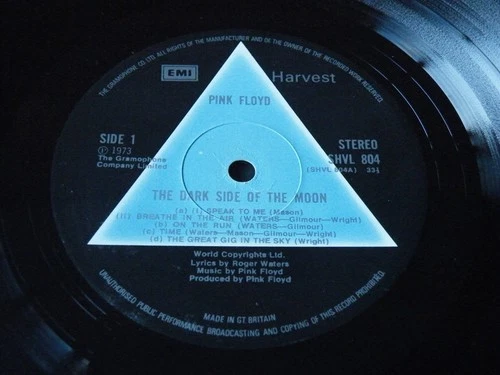 PINK FLOYD 'DARK SIDE OF THE MOON' LP UK HARVEST 1973 G/FOLD SOLID BLUE TRIANGLE
