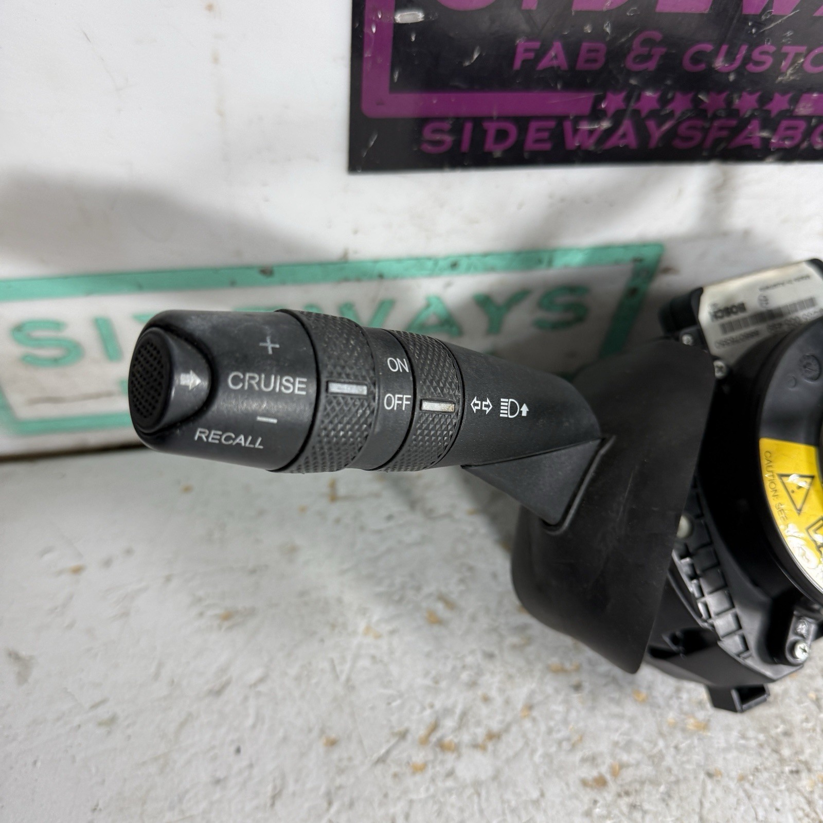 04-08 Maserati Quattroporte Steering Controls Stalks Wiper Switch M139