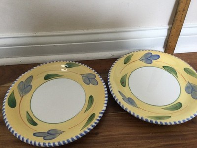Maxam Mediterranean 2 dinner plates  Handpaint Yellow Blue Floral SMIMP