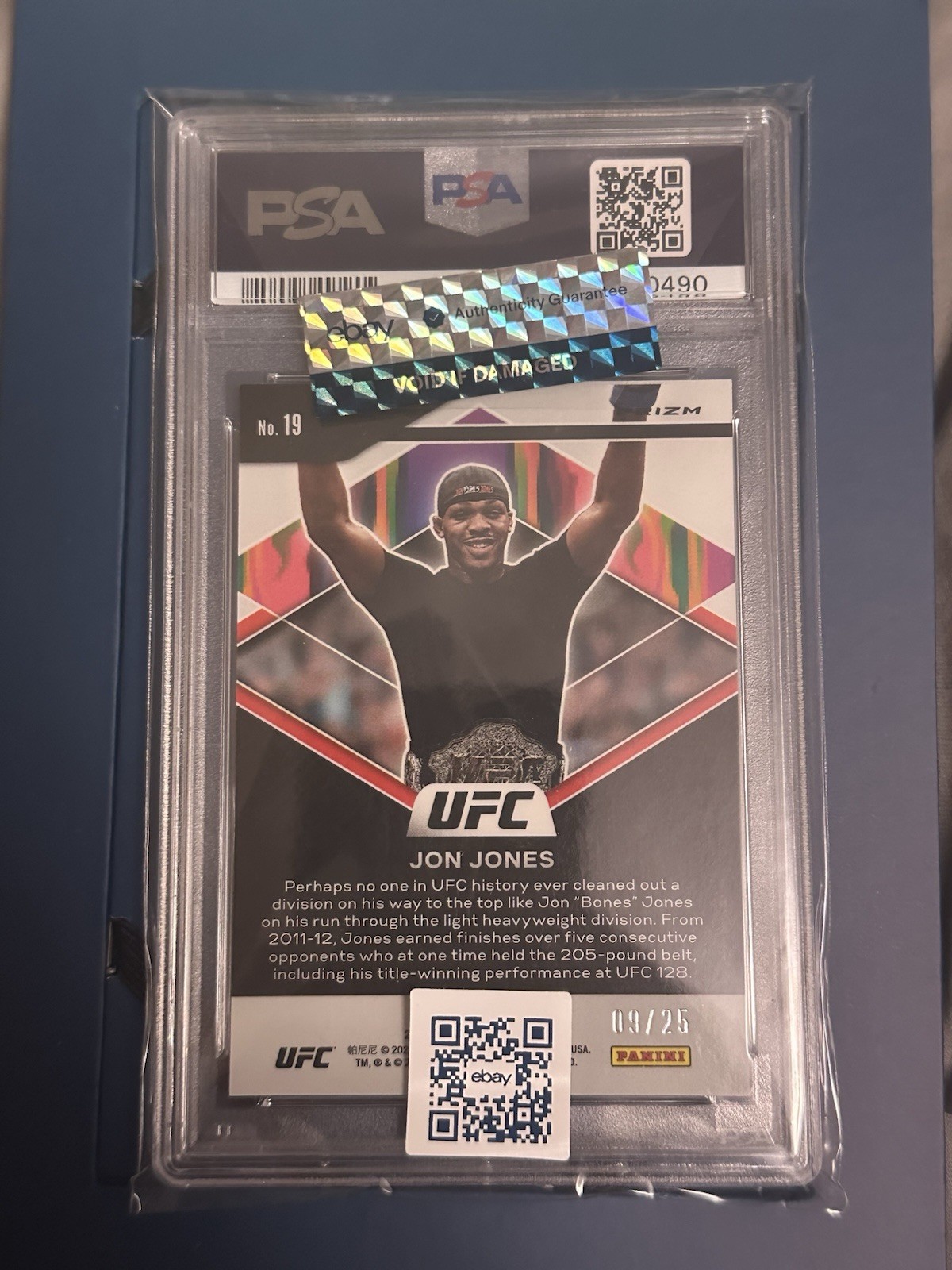 Jon Jones 2022 Prizm UFC PSA 10 Fearless Green Pulsar /25 Rare view 2