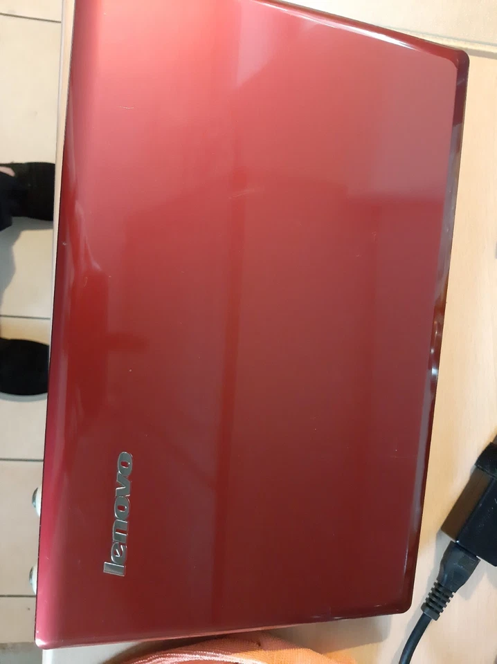 Lenovo G580 Laptop 15.6" 256gb Ssd 12gb Ram  Intel 1.7GHz Windows 11 free bag - Image 4 of 4