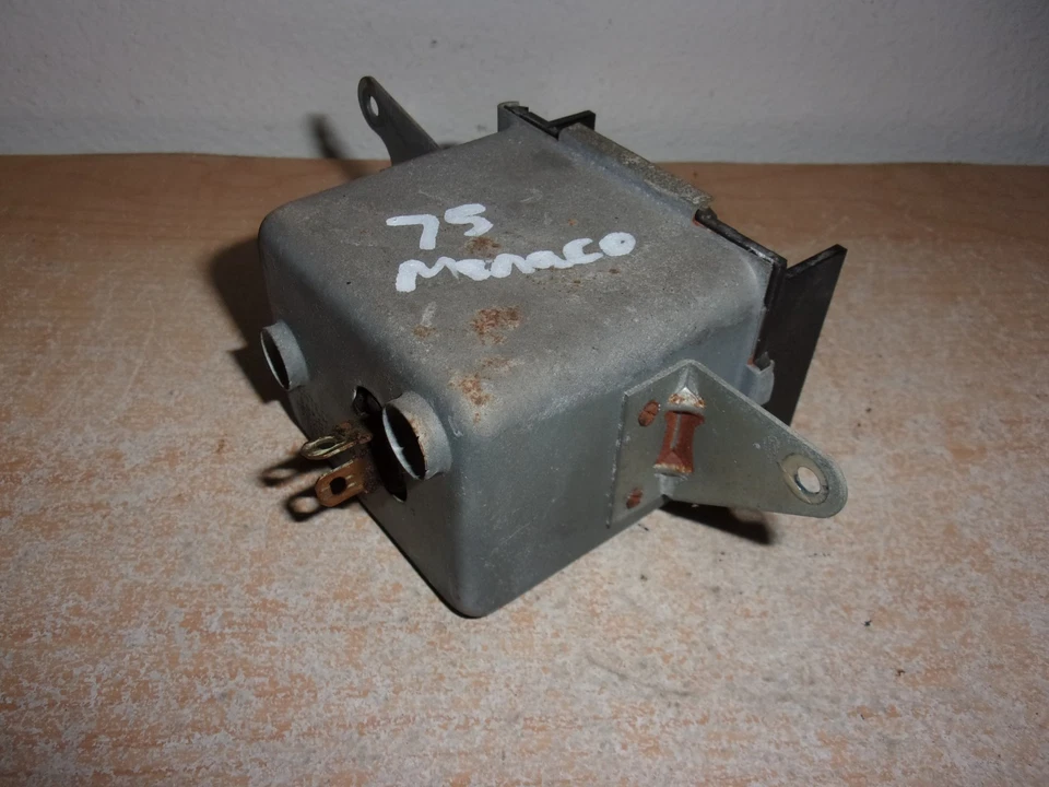 Dodge Royal Monaco Plymouth Gran Fury 1974-1977 reloj de tablero OEM Foto 3 de 4