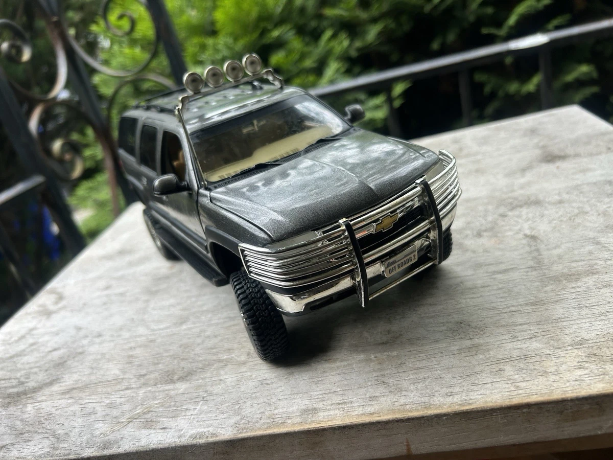 Chevrolet Suburban Contemporary Manufacture Diecast Cars, Trucks
