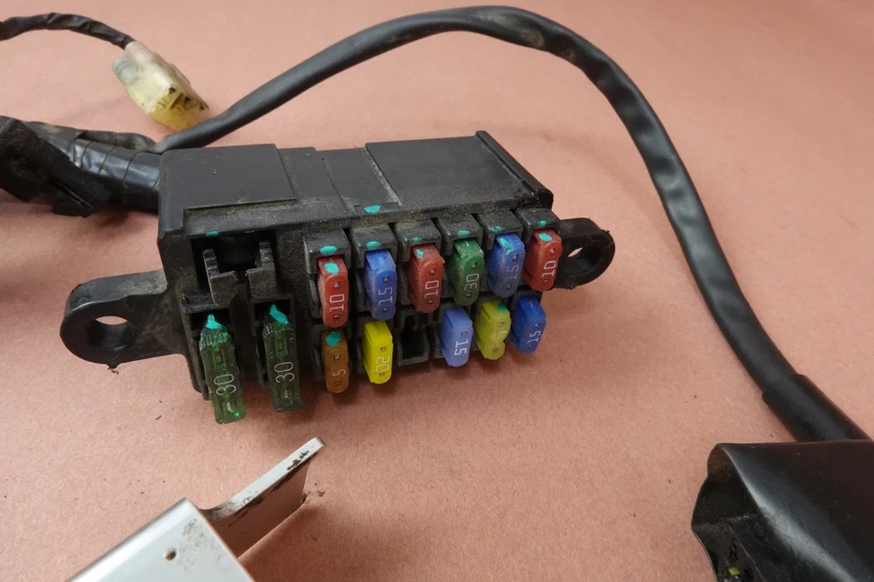 2013 07-17 TRIUMPH ROCKET III TOURING Chicote de Fiação de Fio Principal - Imagem 2 de 4