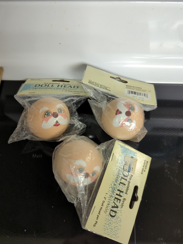 LOT OF 3 PRE-PAINTED WOODEN SANTA DOLL HEAD 2 INCH   NEW