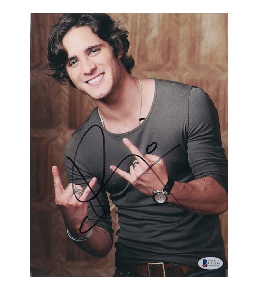 Diego Boneta Pretty Little Liars