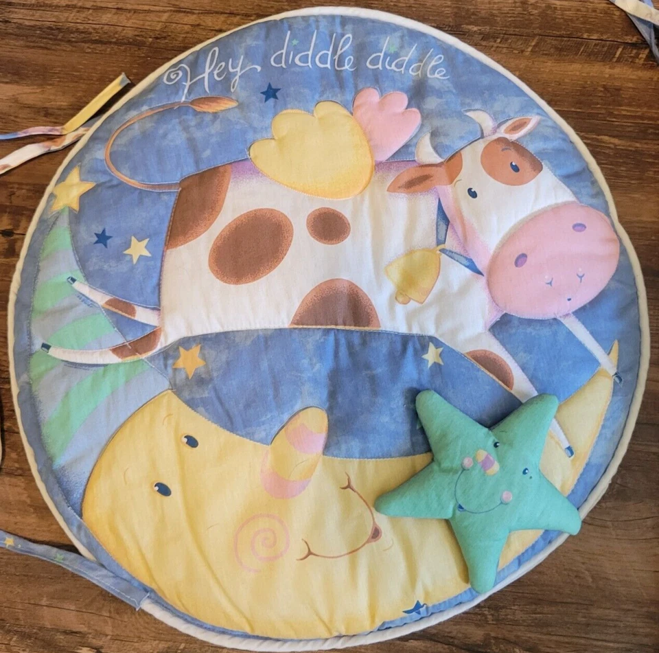 VTG Kidsline Over The Moon Viv Eisner Hess Nursery Rhyme 3D Comforter& Wall Hang - Image 2 of 4