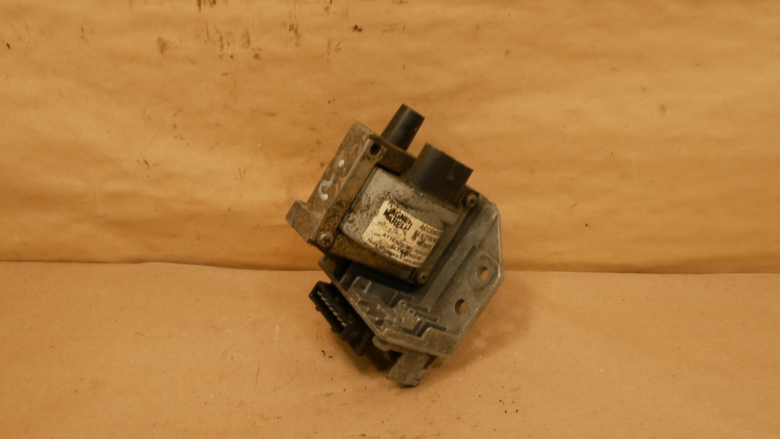 Ferrari 328 Magneti Marelli Electronic Control Ignition Coil Unit