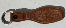 Bowling Muskegon Michigan 1975 21st International Bowling Tournament Keychain --
