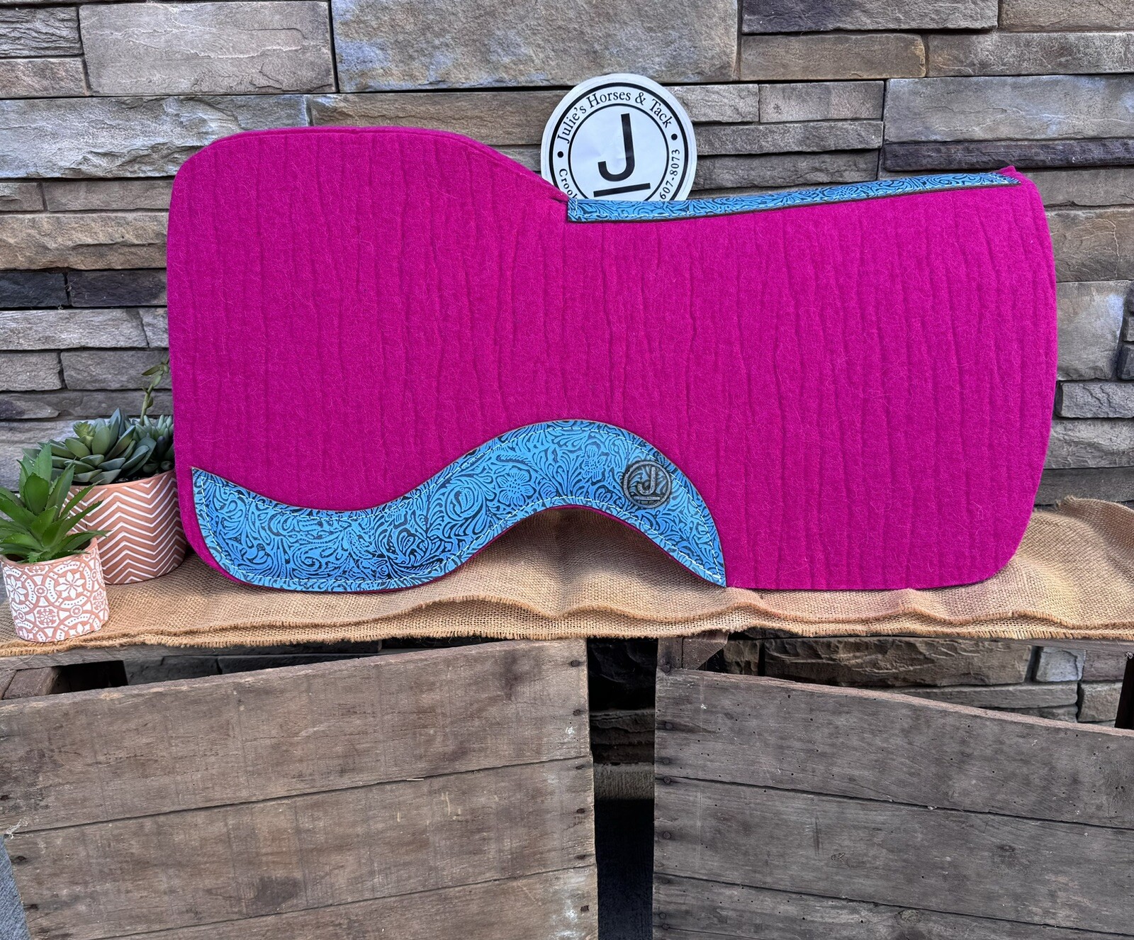 Pink Western Horse Saddle Pad,Wool, Cutout, Close contact ~ 26”x 1"