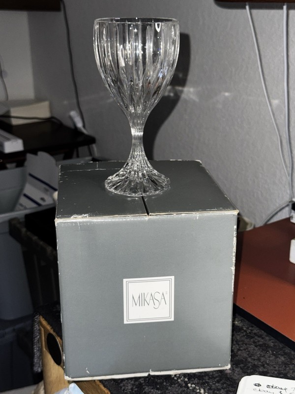 Mikasa 4-Lot Park Lane Pattern 6 3/8" Crystal Goblet Wine Glasses SN 101/001