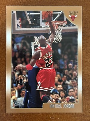 1998-99 Topps - Michael Jordan #77