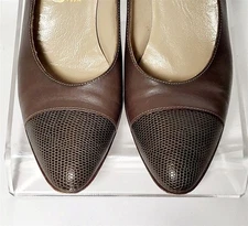 Salvatore Ferragamo 6.5 AA Brown Leather Animal-Texture Toe Kitten Heel Pump
