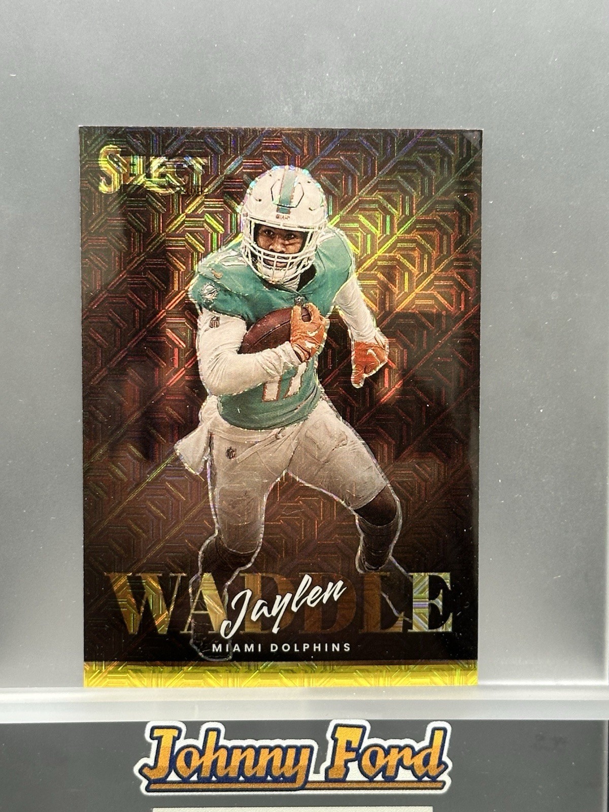 Jaylen Waddle 2022 Panini Select #AS-13 Artistic Selections Gold 6/10 Case Hit