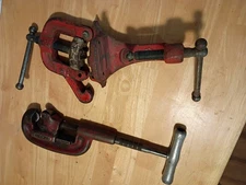 Ridgid Pipe Cutter 1/8" To 2" And Bench Vice Clamp 1/8" To 2"