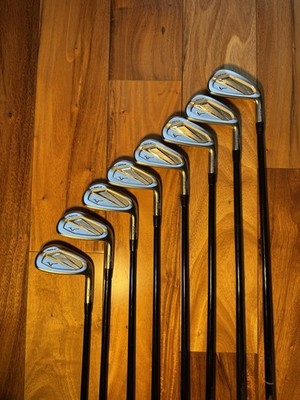 Mizuno JPX 925 TOUR Iron Set 8pcs 4-GW Upgraded Shaft Mitsubishi Tour Stiff